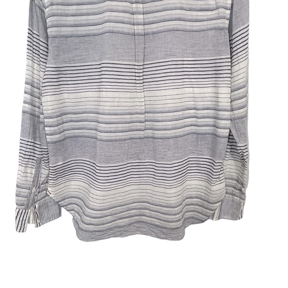 XiRENA Button Down High Low Hem Blue/White Shirt Sz S NWT - Picture 8 of 12